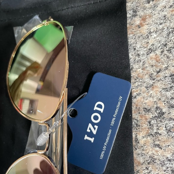 Aviator sunglasses - Picture 3 of 3